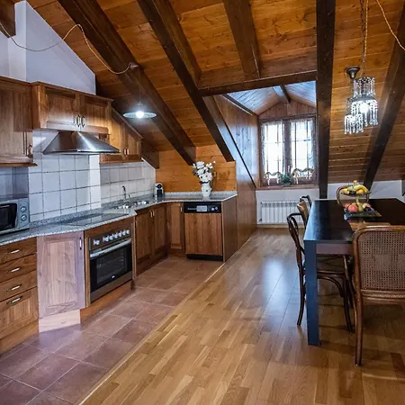 شقة Pichuana - Duplex 4 4 Banos بيناسكي